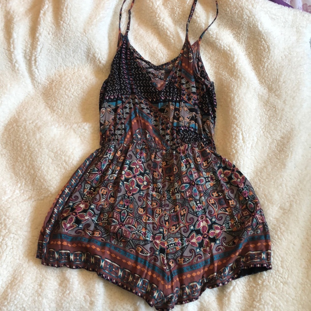patterned romper - Picture 6 of 8